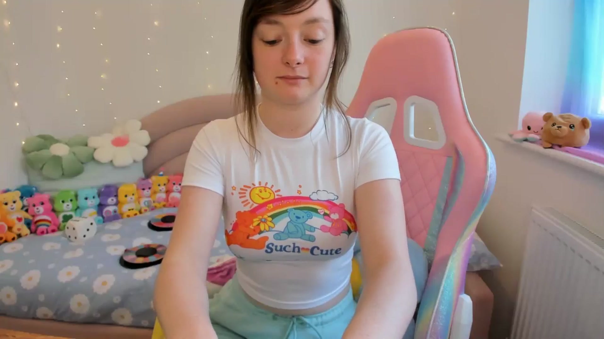 Gallery image thumbnail from JessieBear_'s myfreecams stream on, 05/09/2024, 14:57 image 17 of 20