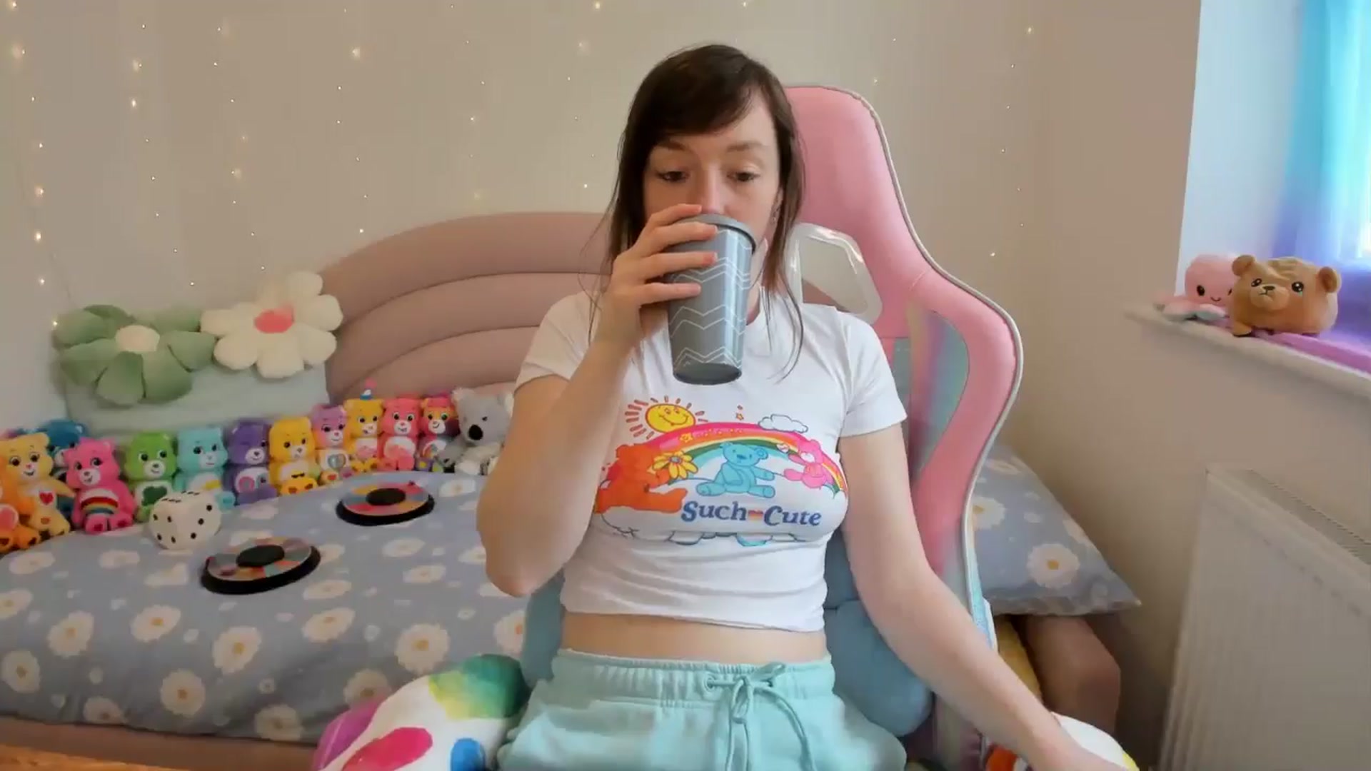 Gallery image thumbnail from JessieBear_'s myfreecams stream on, 05/09/2024, 14:57 image 5 of 20