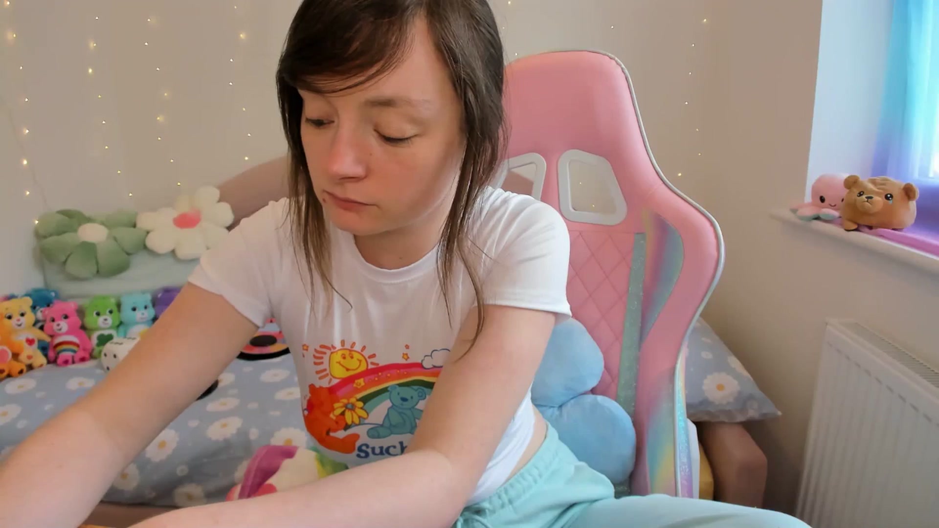 Gallery image thumbnail from JessieBear_'s myfreecams stream on, 05/09/2024, 14:57 image 9 of 20