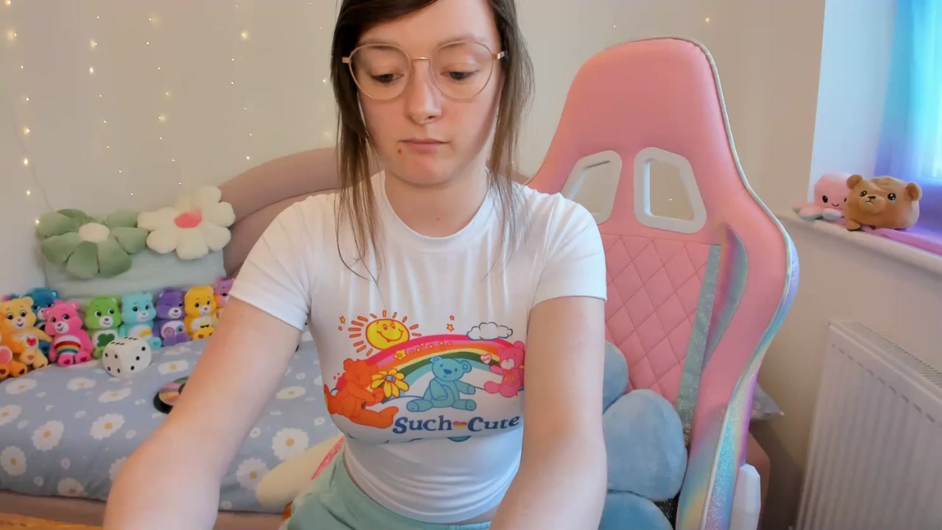 Gallery image thumbnail from JessieBear_'s myfreecams stream on, 05/09/2024, 16:58 image 15 of 20