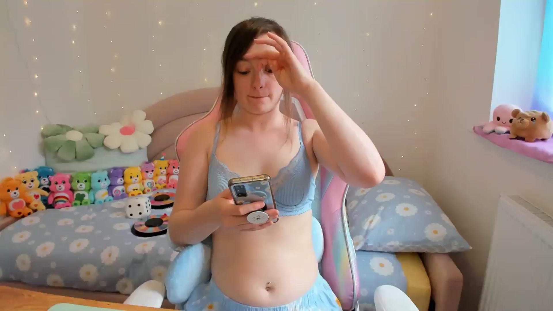 Gallery image thumbnail from JessieBear_'s myfreecams stream on, 05/13/2024, 14:00 image 2 of 20