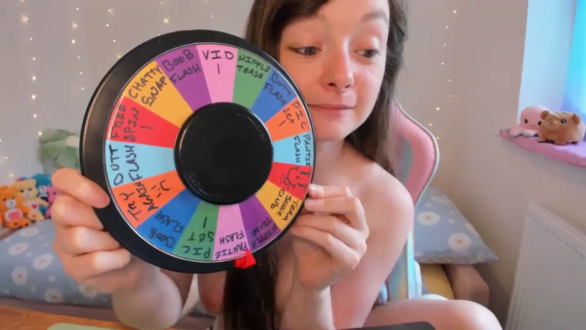Gallery image thumbnail from JessieBear_'s myfreecams stream on, 05/14/2024, 17:22 image 7 of 20