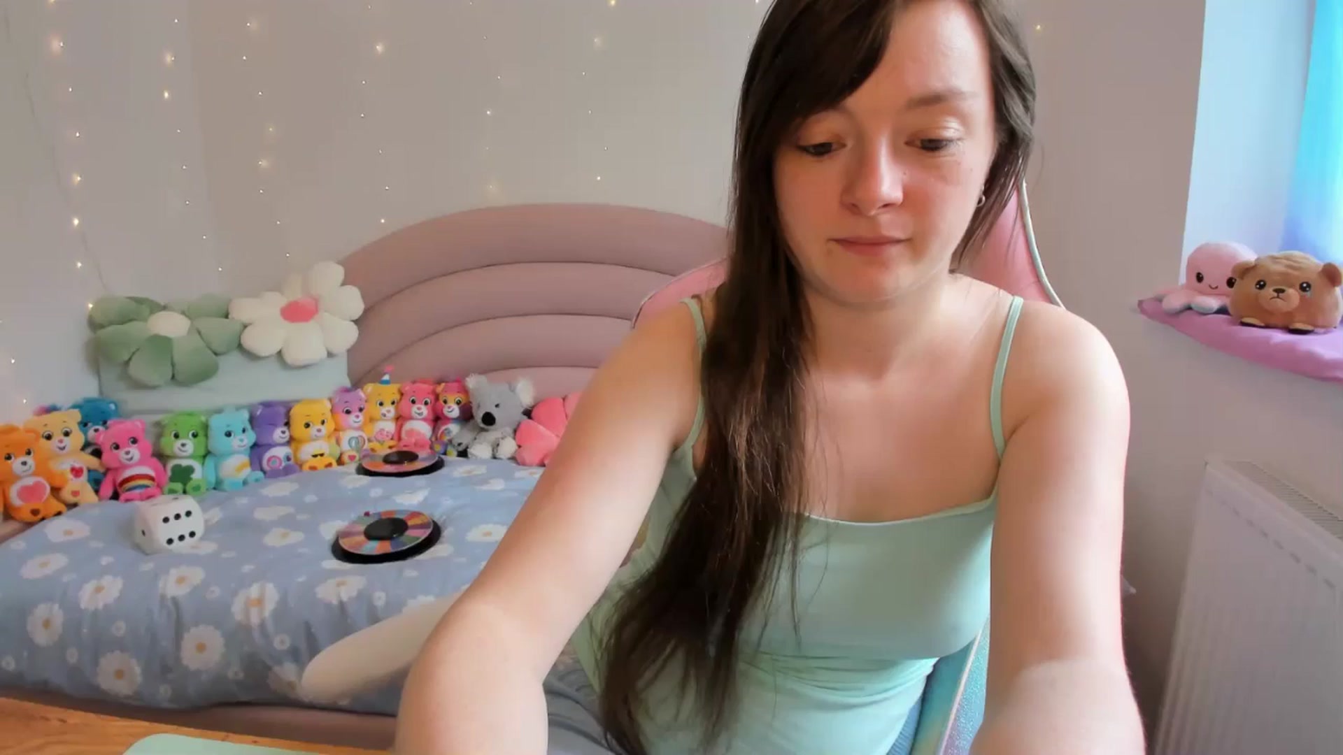 Gallery image thumbnail from JessieBear_'s myfreecams stream on, 05/16/2024, 13:48 image 19 of 20