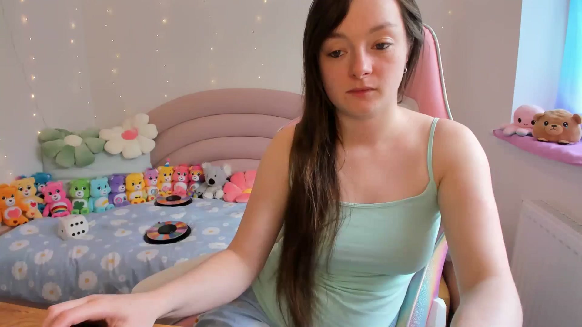 Gallery image thumbnail from JessieBear_'s myfreecams stream on, 05/16/2024, 13:48 image 2 of 20