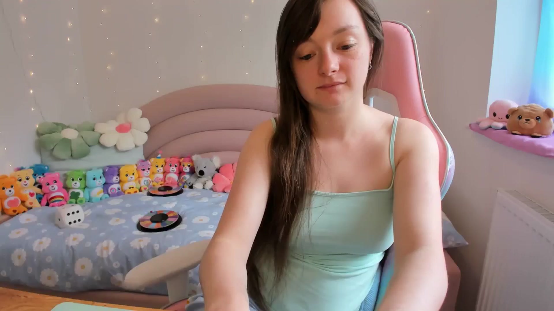 Gallery image thumbnail from JessieBear_'s myfreecams stream on, 05/16/2024, 13:48 image 10 of 20