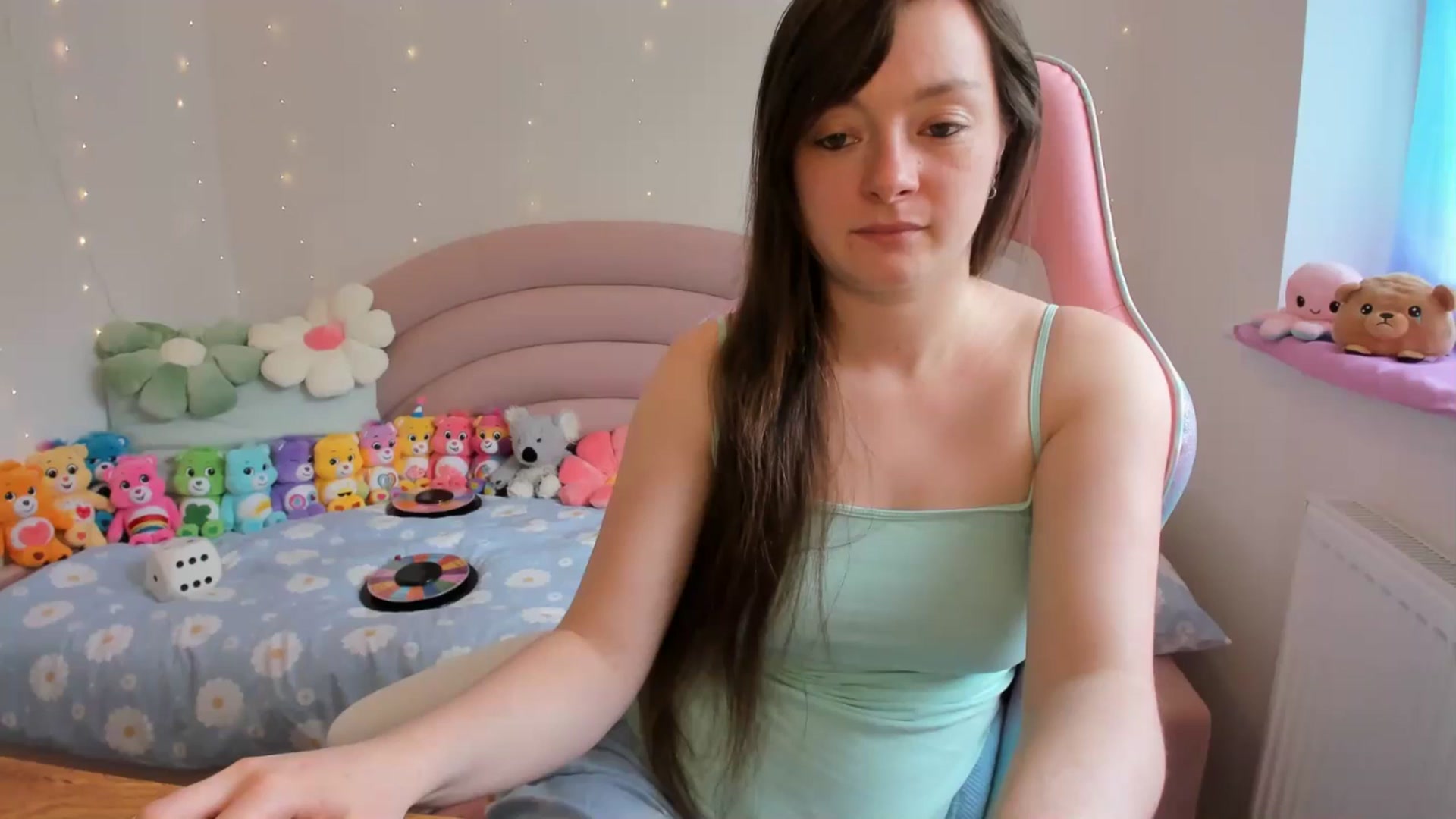Gallery image thumbnail from JessieBear_'s myfreecams stream on, 05/16/2024, 13:48 image 16 of 20