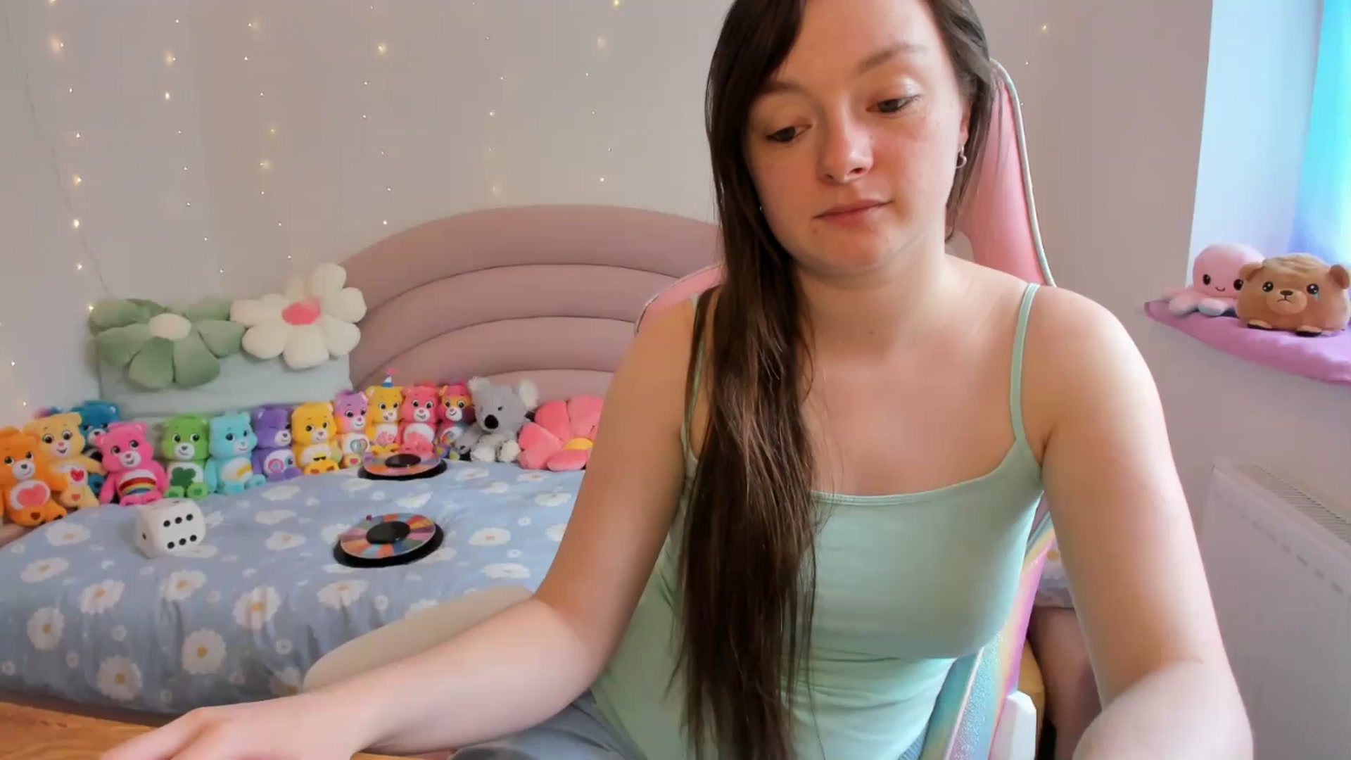 Gallery image thumbnail from JessieBear_'s myfreecams stream on, 05/16/2024, 13:48 image 1 of 20
