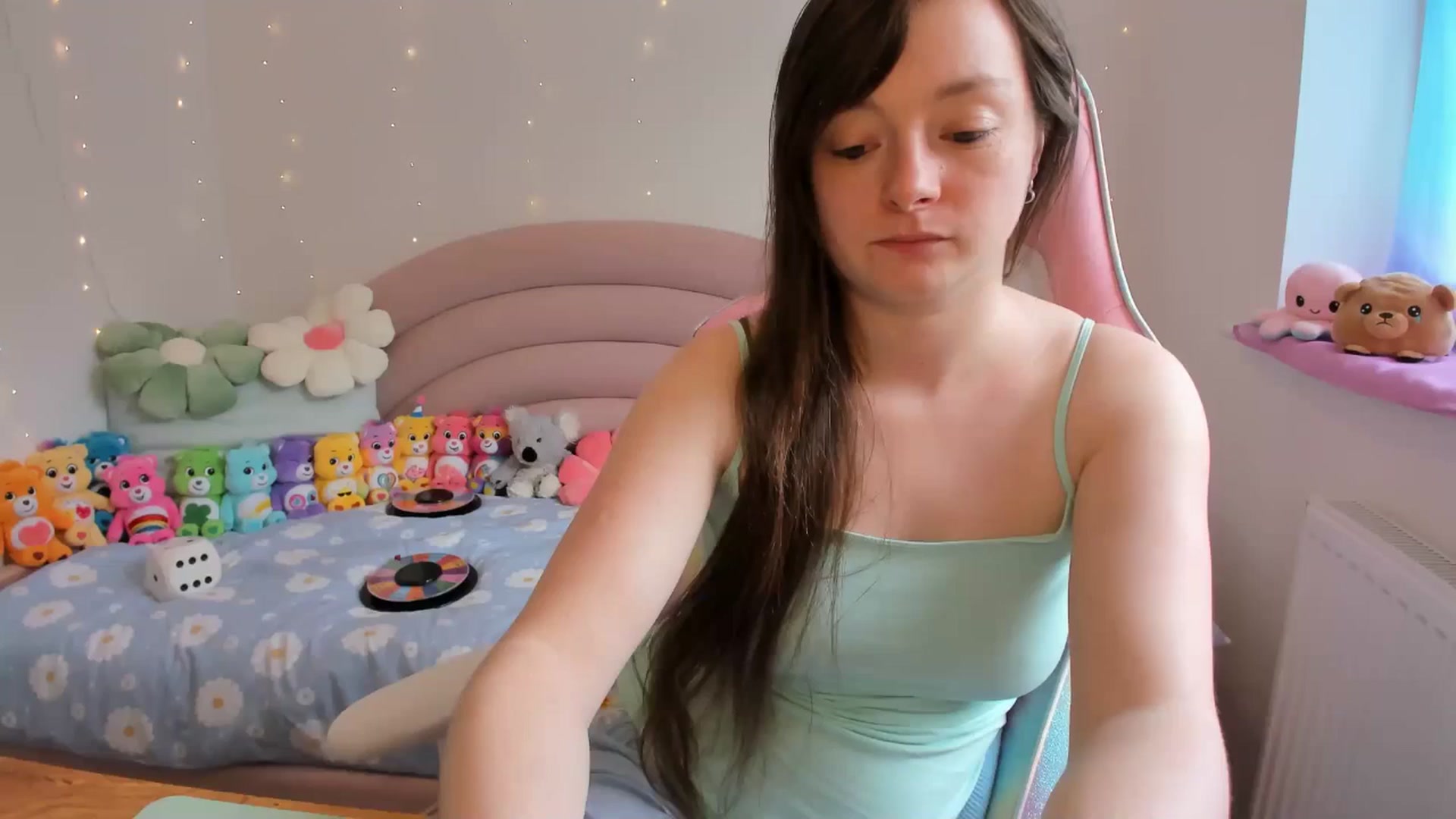 Gallery image thumbnail from JessieBear_'s myfreecams stream on, 05/16/2024, 13:48 image 8 of 20
