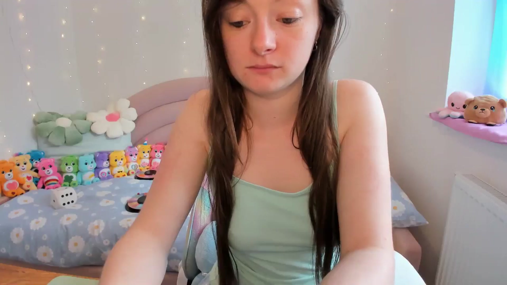 Gallery image thumbnail from JessieBear_'s myfreecams stream on, 05/16/2024, 14:26 image 5 of 20