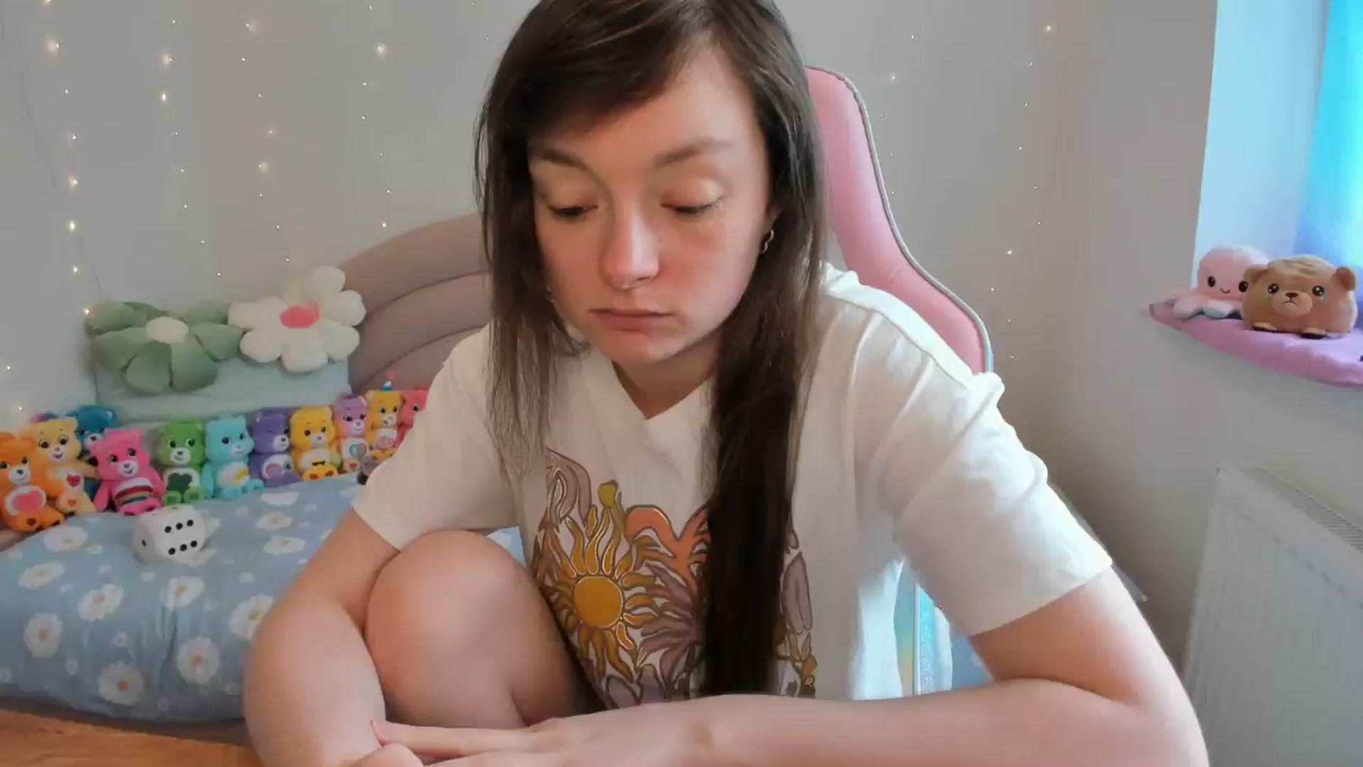 Gallery image thumbnail from JessieBear_'s myfreecams stream on, 05/17/2024, 13:37 image 8 of 20