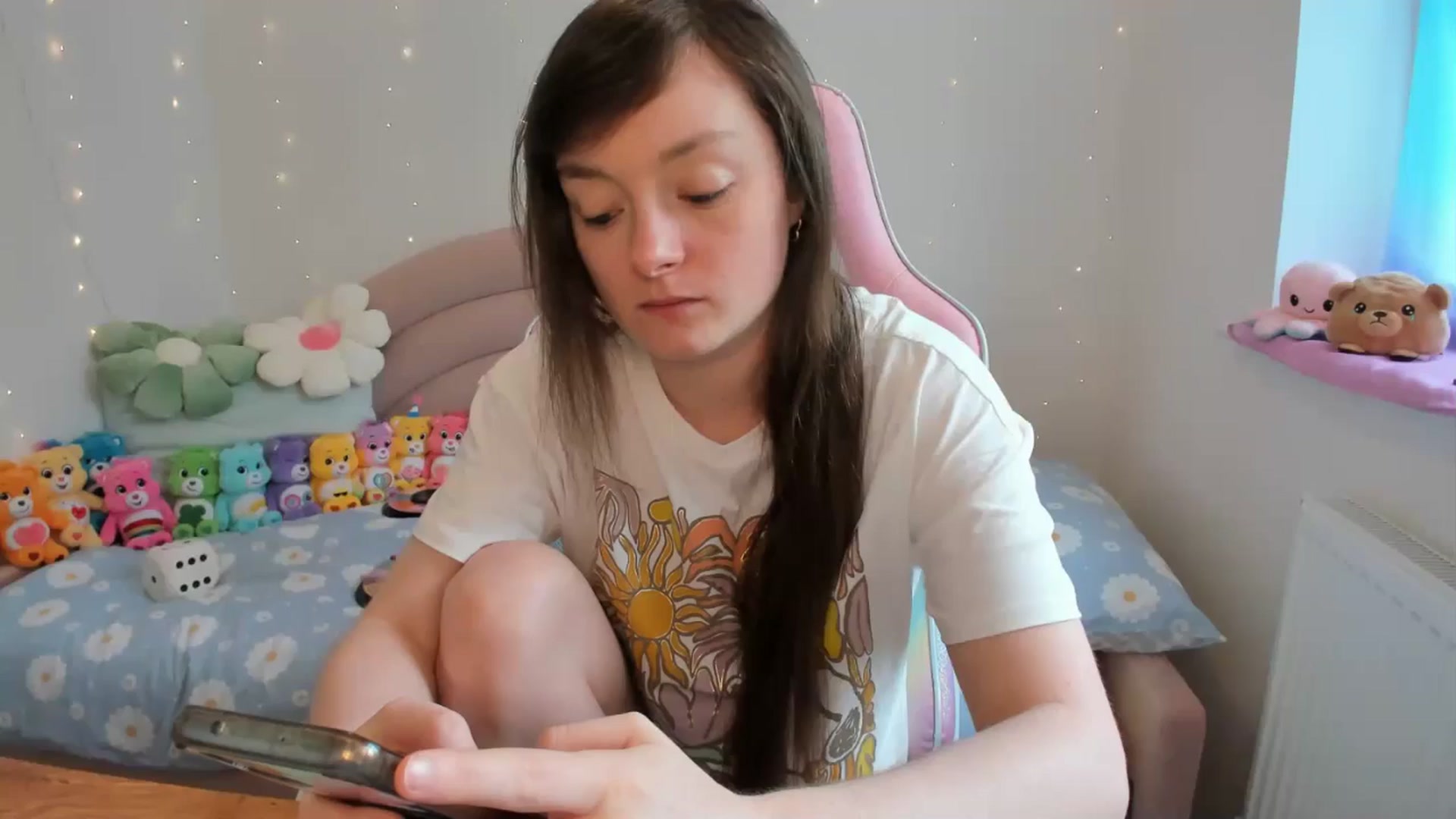 Gallery image thumbnail from JessieBear_'s myfreecams stream on, 05/17/2024, 13:37 image 17 of 20