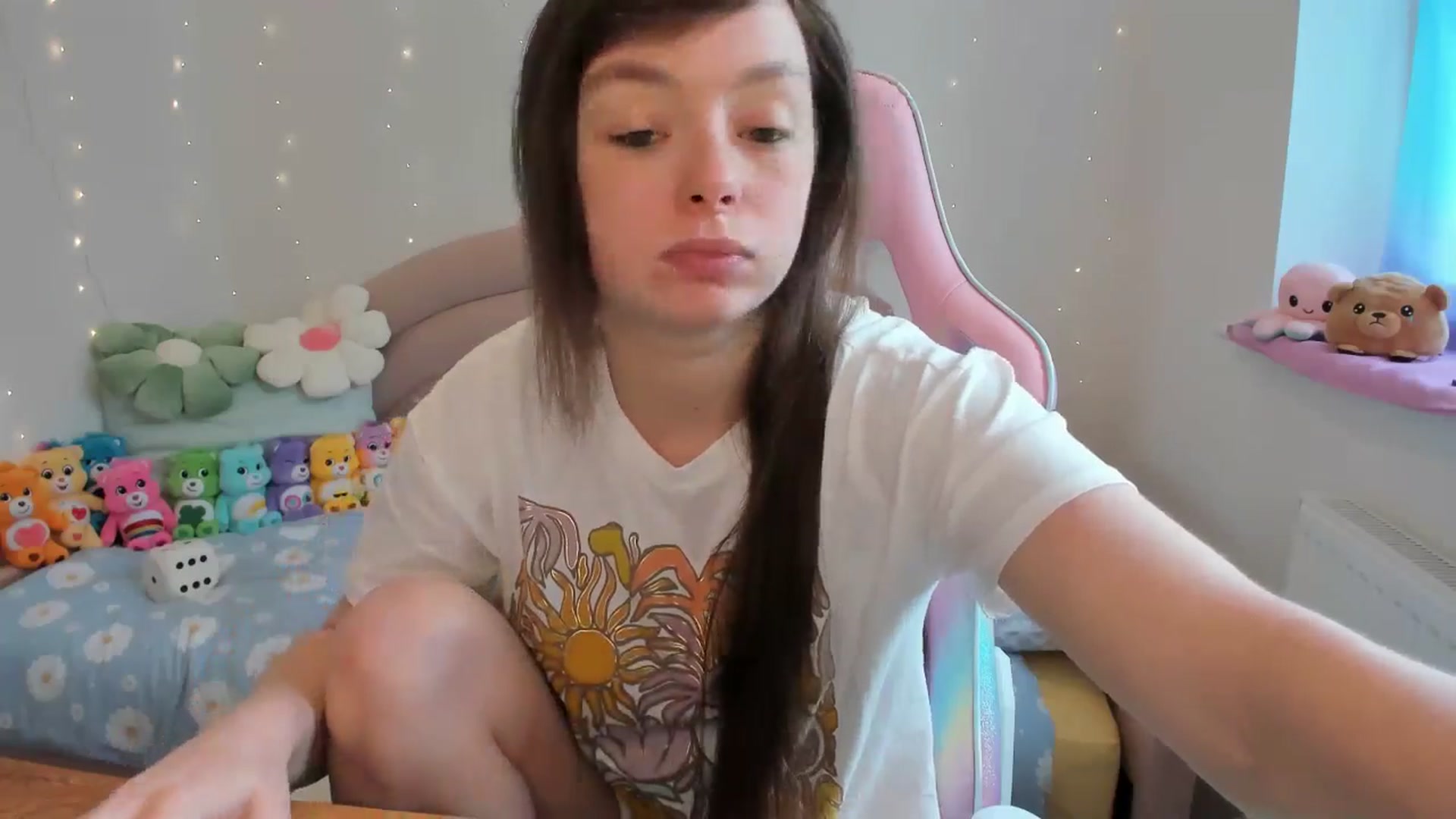 Gallery image thumbnail from JessieBear_'s myfreecams stream on, 05/17/2024, 13:37 image 3 of 20