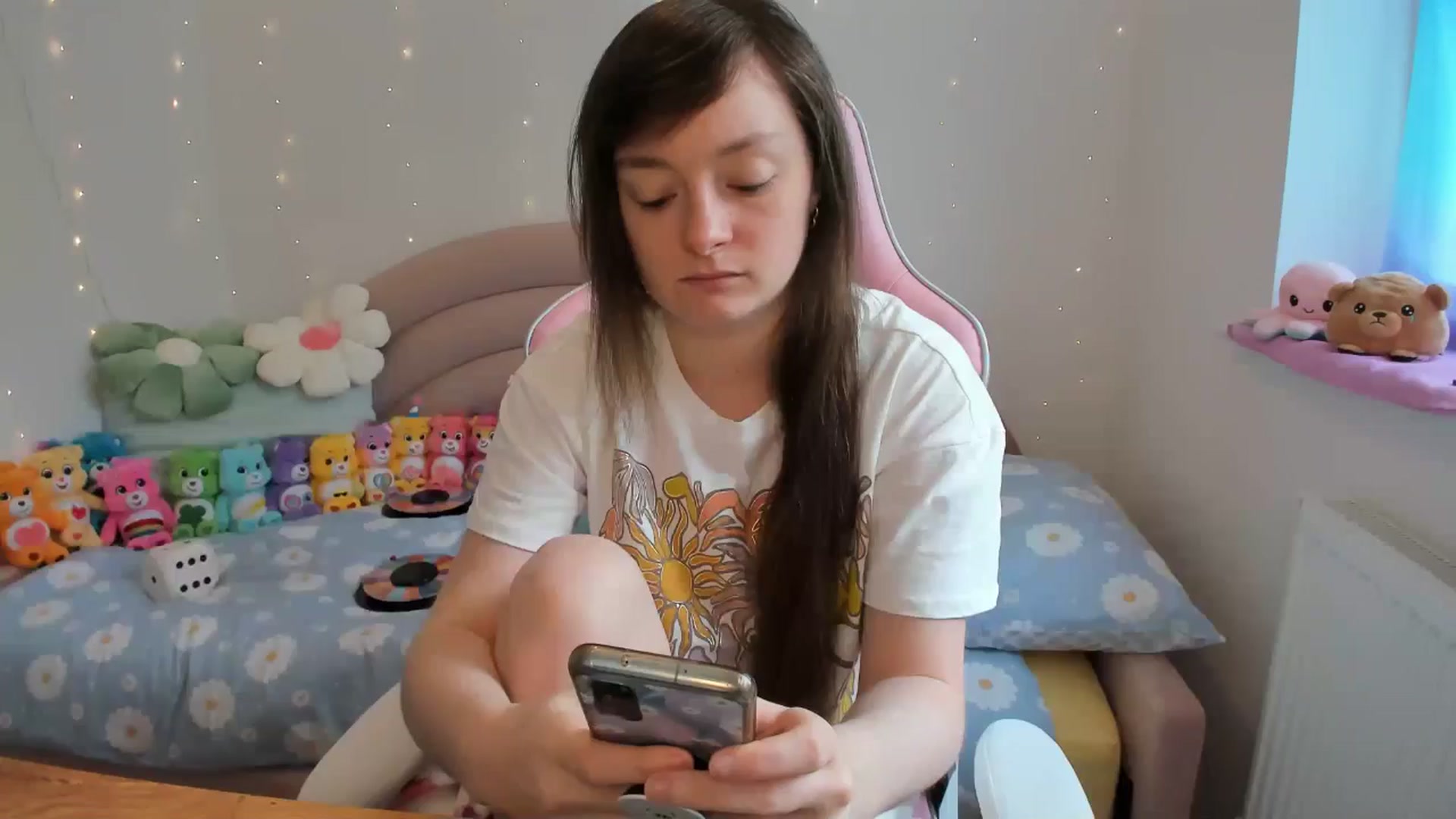 Gallery image thumbnail from JessieBear_'s myfreecams stream on, 05/17/2024, 15:23 image 1 of 20