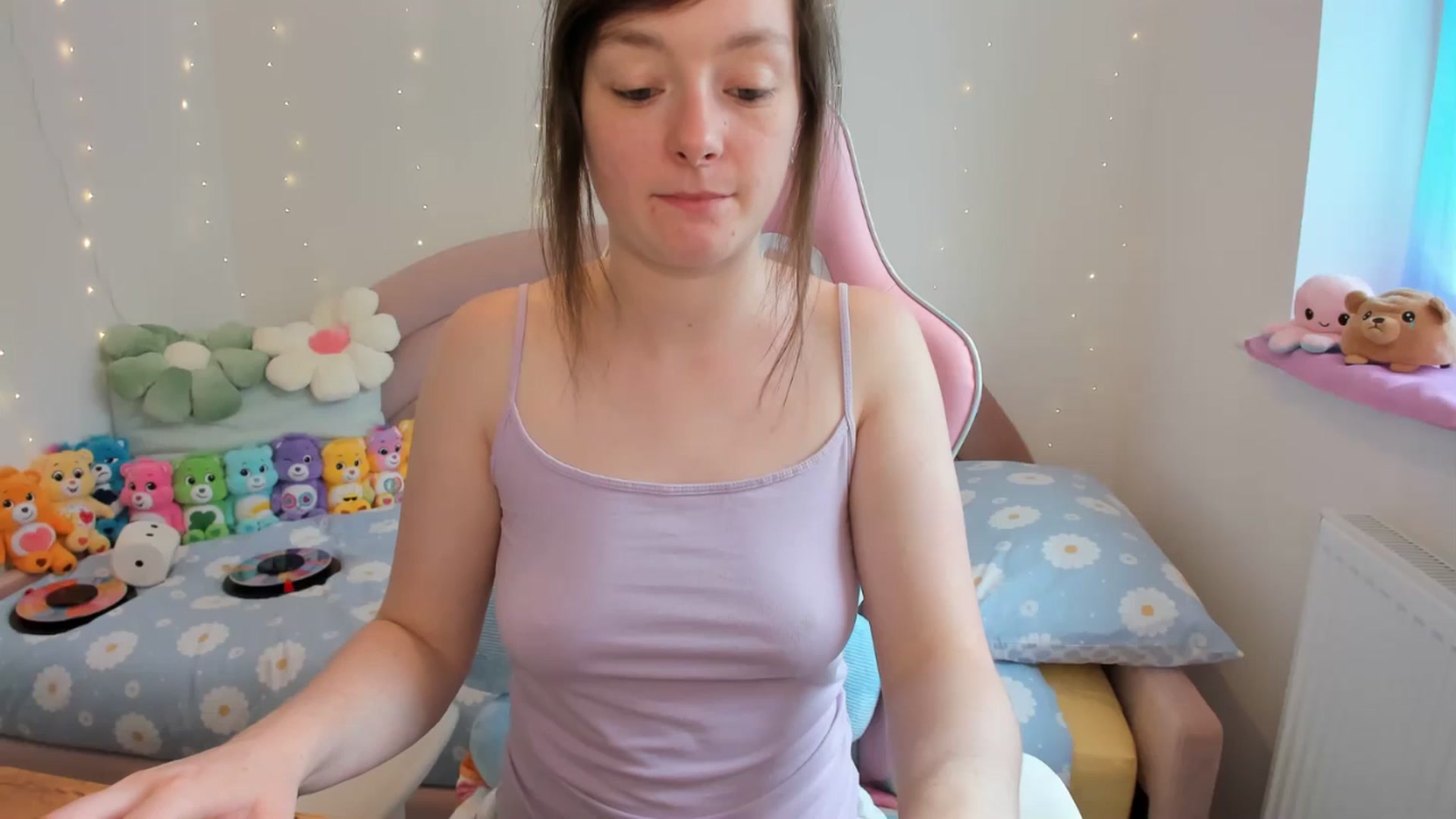 Gallery image thumbnail from JessieBear_'s myfreecams stream on, 05/21/2024, 14:24 image 10 of 20