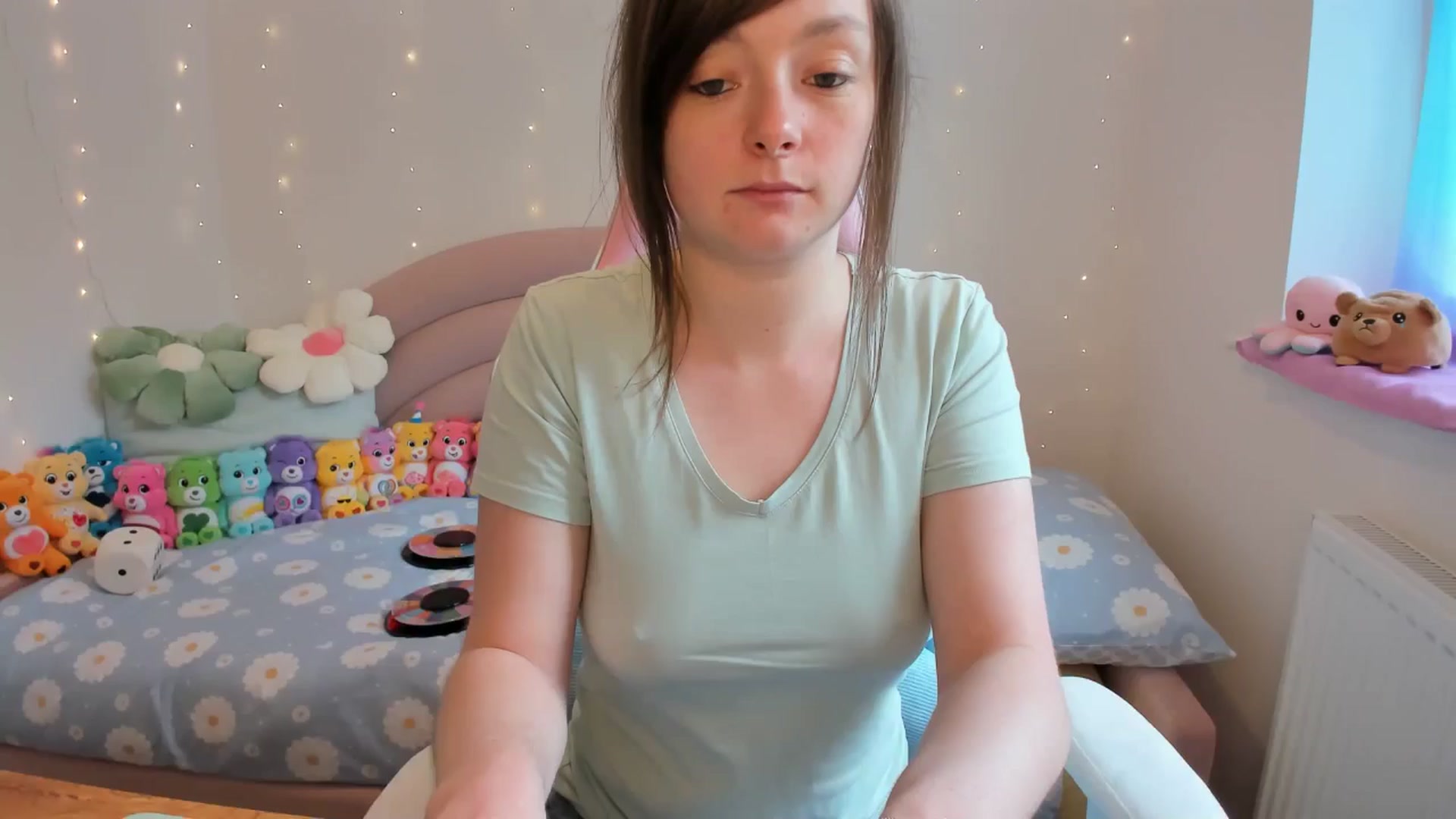 Gallery image thumbnail from JessieBear_'s myfreecams stream on, 05/23/2024, 15:32 image 1 of 20