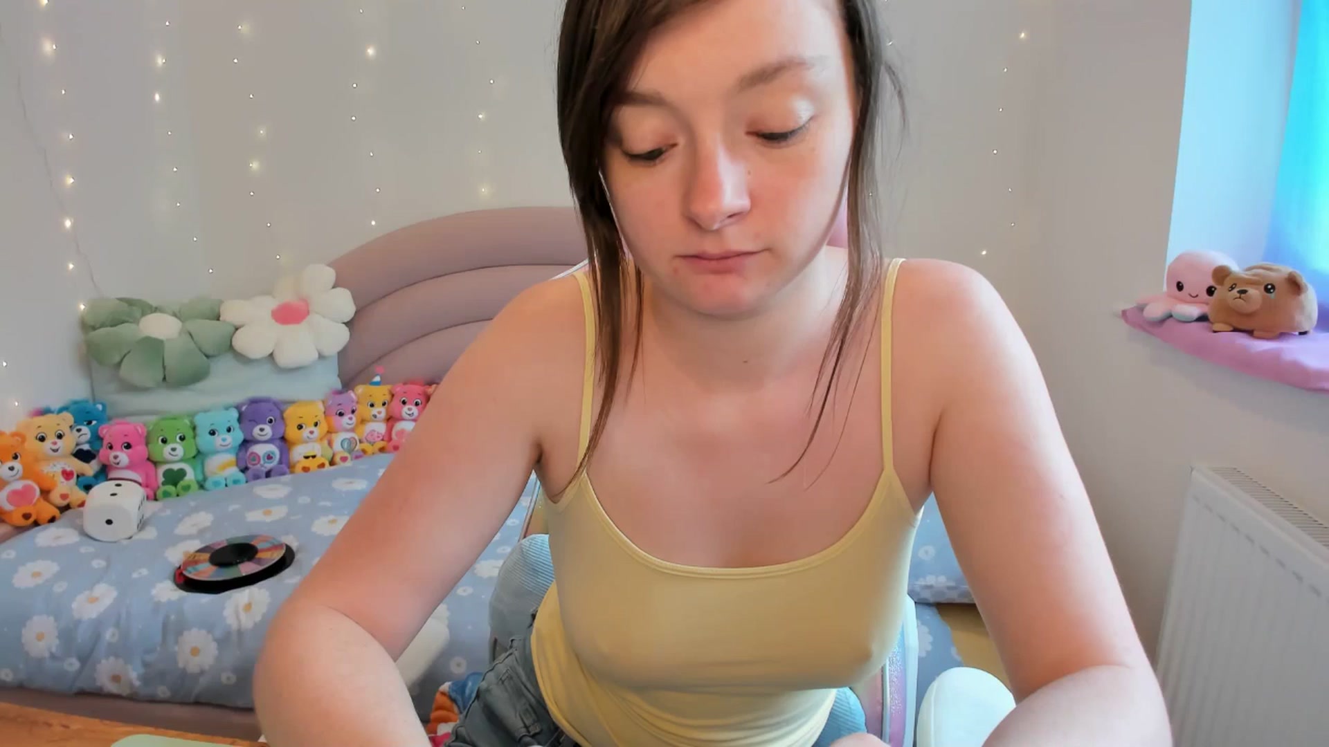 Gallery image thumbnail from JessieBear_'s myfreecams stream on, 05/24/2024, 13:46 image 1 of 20