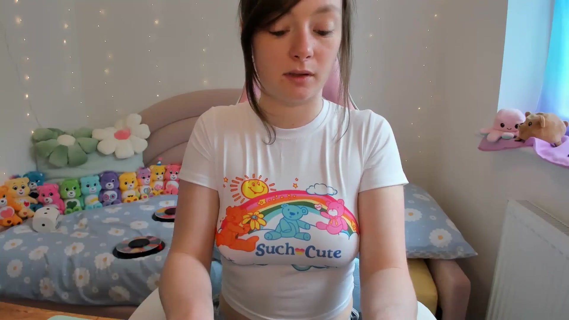 Gallery image thumbnail from JessieBear_'s myfreecams stream on, 05/31/2024, 13:42 image 6 of 20