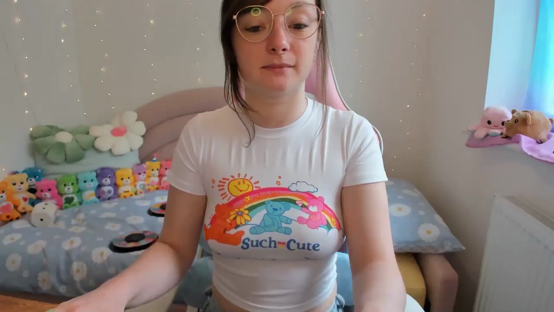 Gallery image thumbnail from JessieBear_'s myfreecams stream on, 05/31/2024, 13:42 image 14 of 20