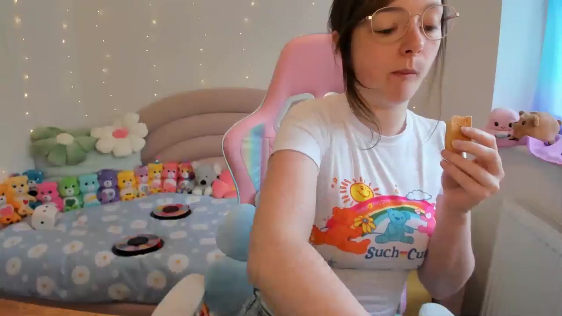 Gallery image thumbnail from JessieBear_'s myfreecams stream on, 05/31/2024, 14:40 image 18 of 20