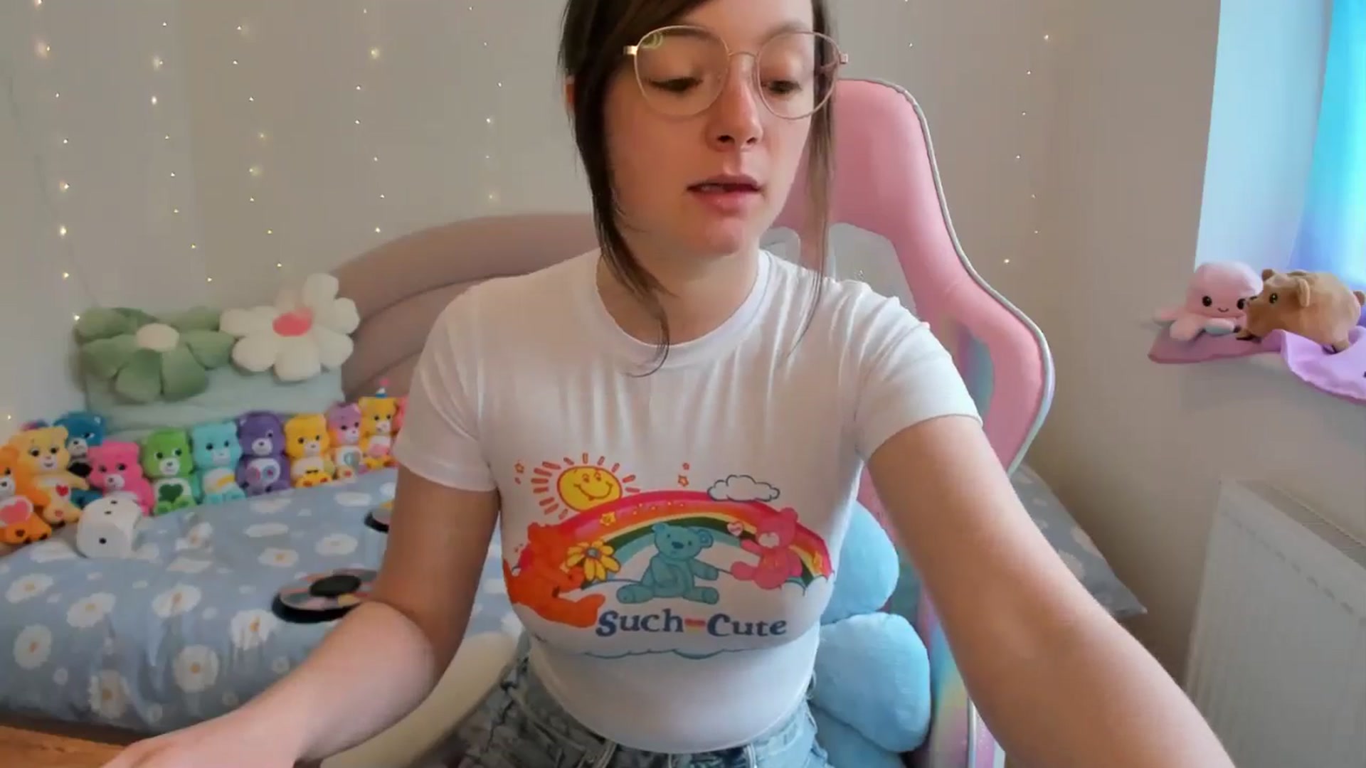 Gallery image thumbnail from JessieBear_'s myfreecams stream on, 05/31/2024, 14:40 image 16 of 20