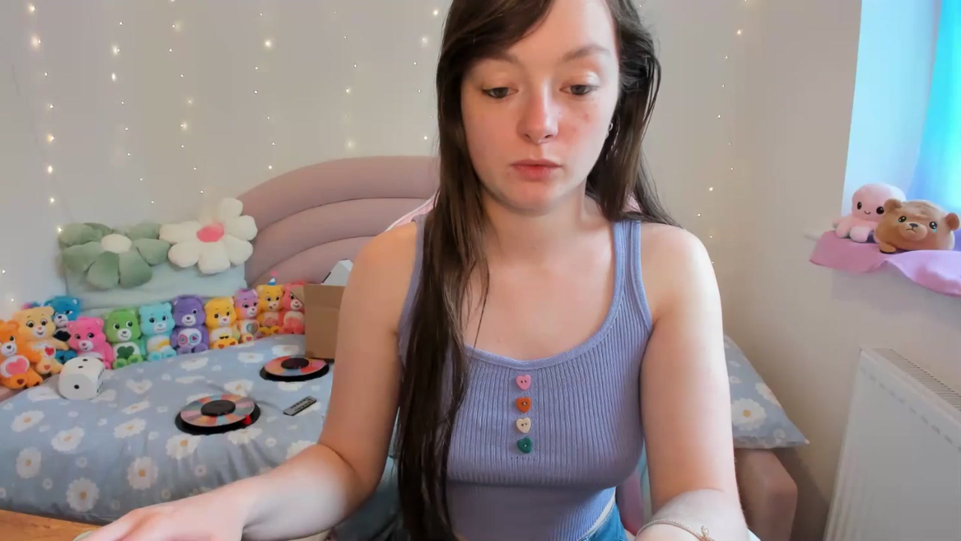 Gallery image thumbnail from JessieBear_'s myfreecams stream on, 06/04/2024, 13:39 image 13 of 20