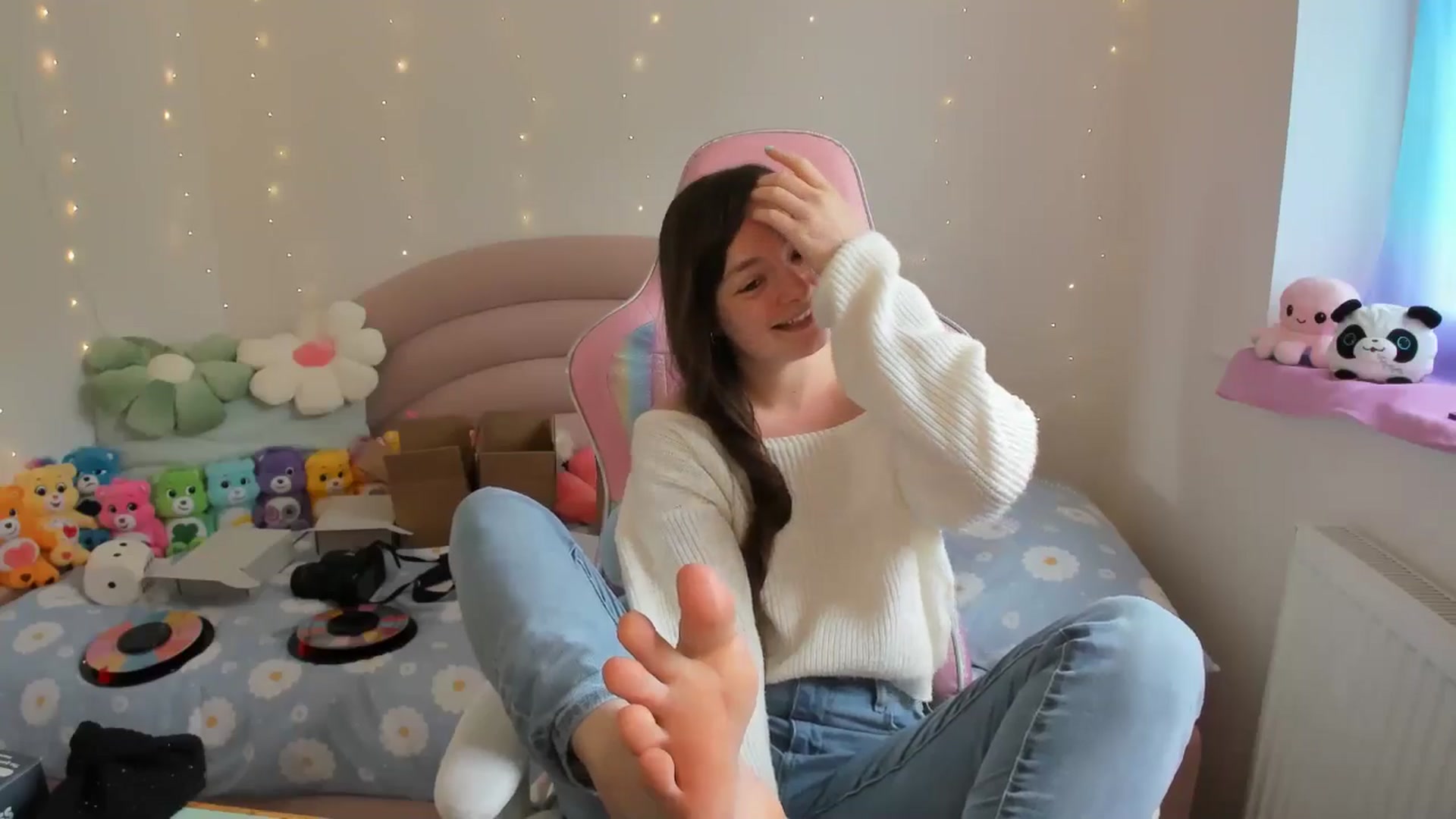 Gallery image thumbnail from JessieBear_'s myfreecams stream on, 06/07/2024, 16:56 image 18 of 20