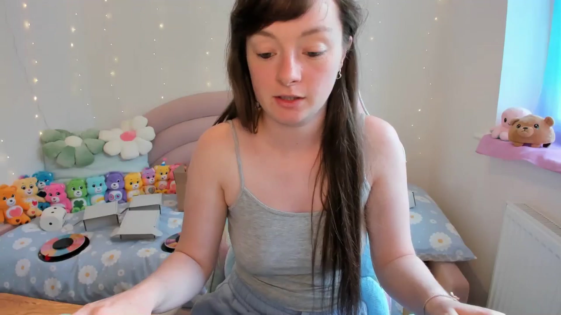 Gallery image thumbnail from JessieBear_'s myfreecams stream on, 06/17/2024, 16:10 image 2 of 20
