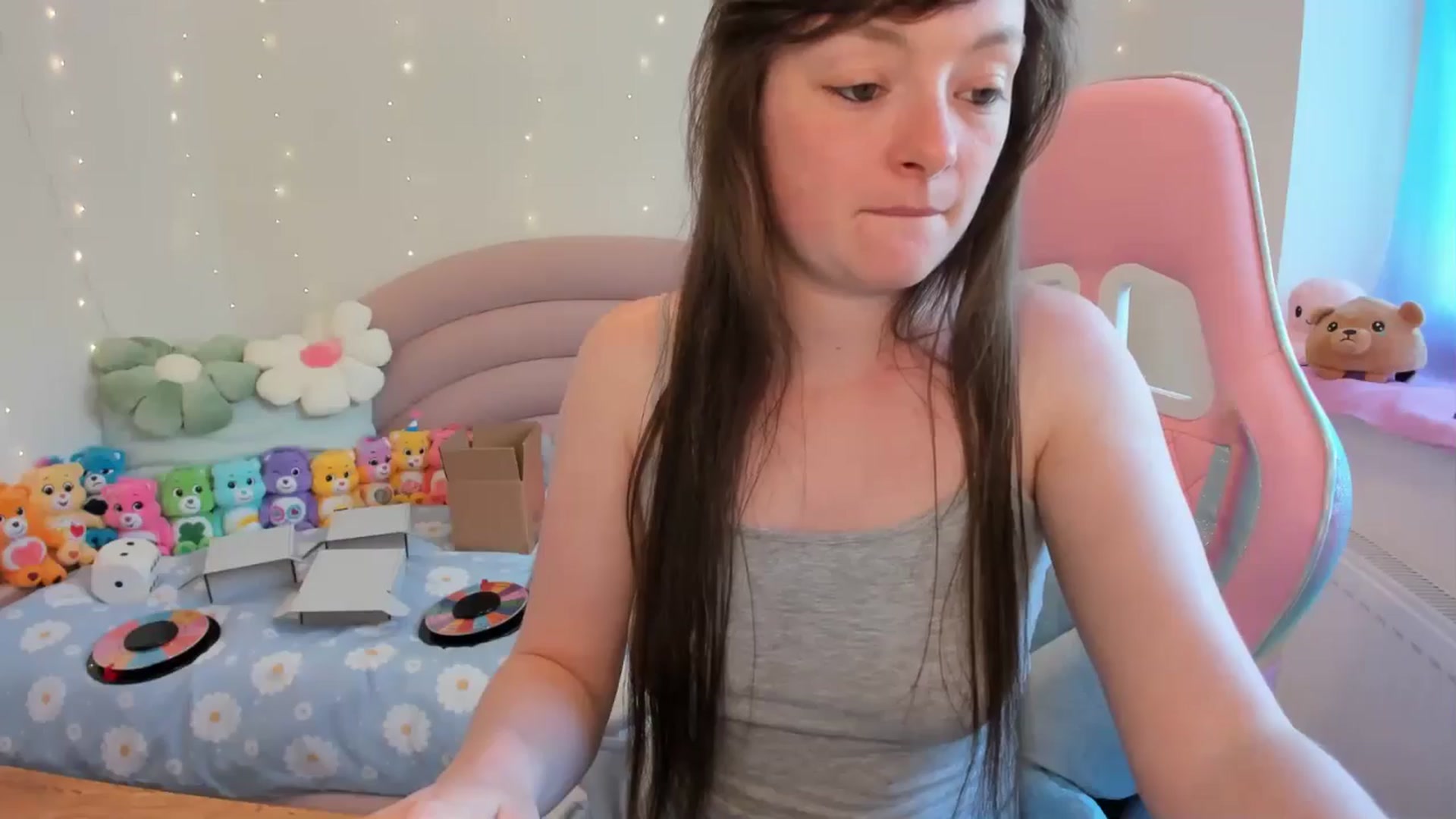 Gallery image thumbnail from JessieBear_'s myfreecams stream on, 06/17/2024, 16:43 image 9 of 20