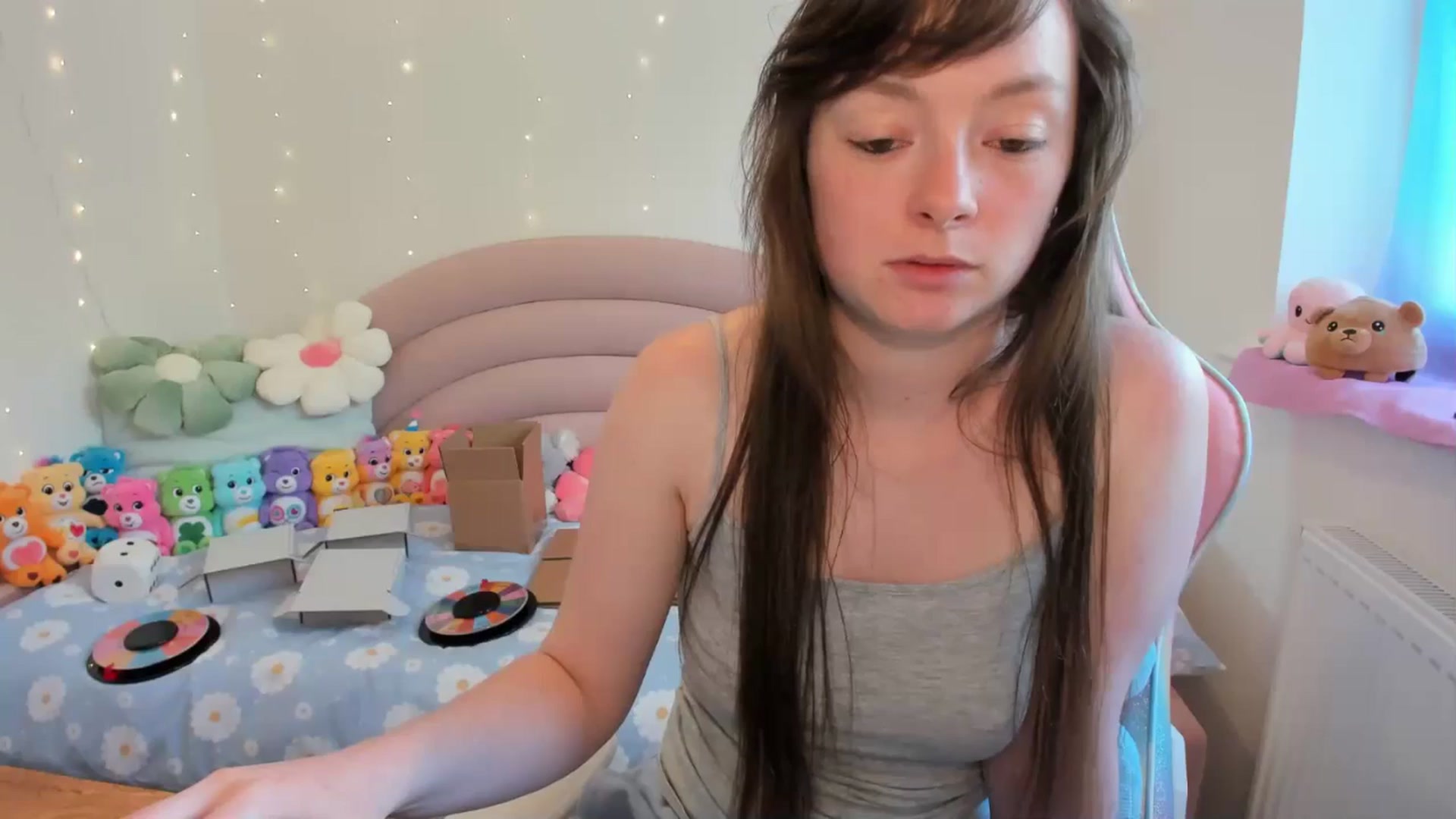 Gallery image thumbnail from JessieBear_'s myfreecams stream on, 06/17/2024, 16:43 image 14 of 20