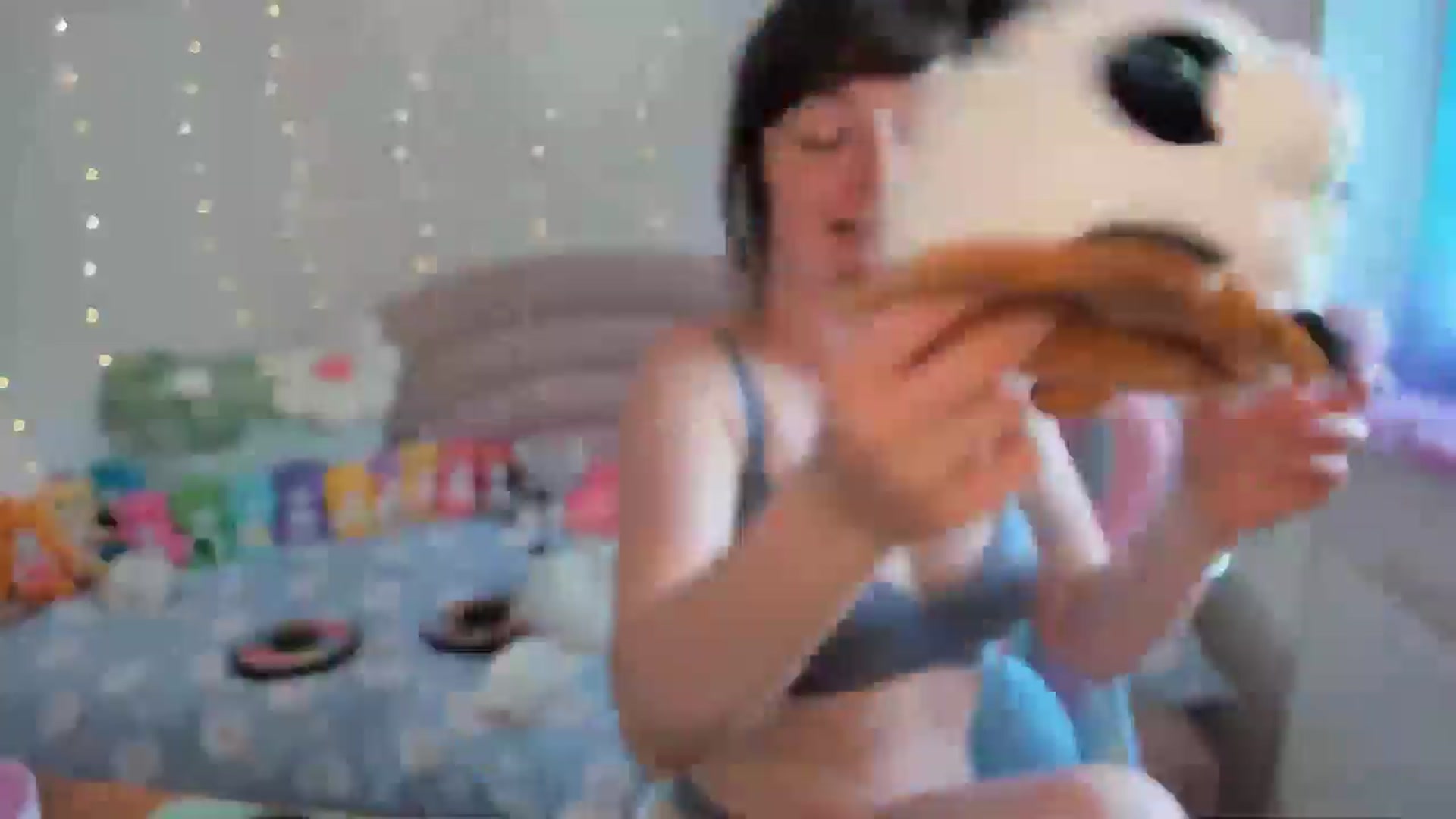 Gallery image thumbnail from JessieBear_'s myfreecams stream on, 06/19/2024, 17:05 image 16 of 20