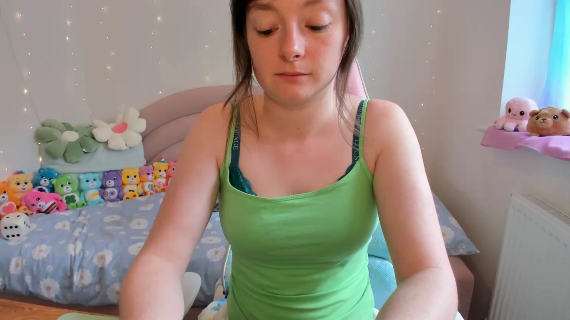 Gallery image thumbnail from JessieBear_'s myfreecams stream on, 06/20/2024, 14:18 image 3 of 20