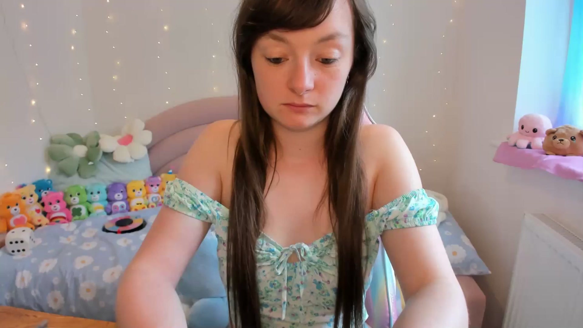 Gallery image thumbnail from JessieBear_'s myfreecams stream on, 06/24/2024, 14:02 image 14 of 20
