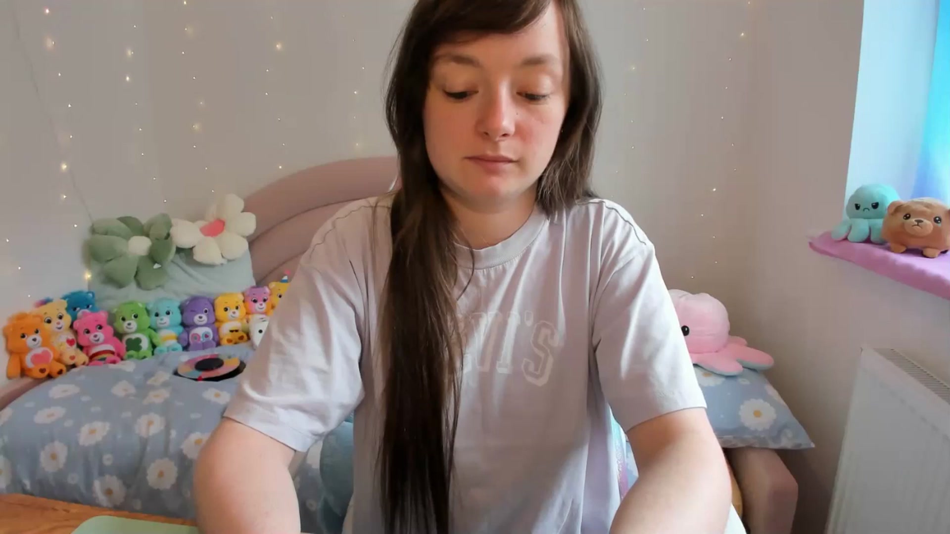 Gallery image thumbnail from JessieBear_'s myfreecams stream on, 06/28/2024, 13:20 image 8 of 20