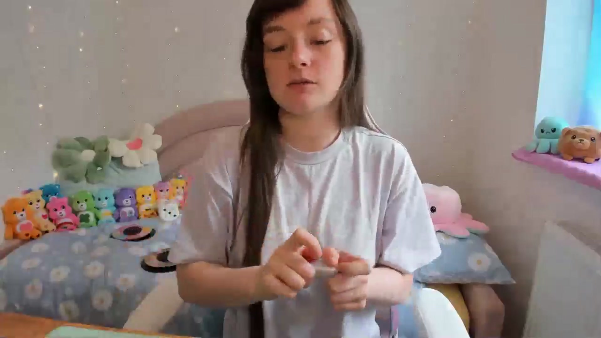 Gallery image thumbnail from JessieBear_'s myfreecams stream on, 06/28/2024, 13:20 image 15 of 20