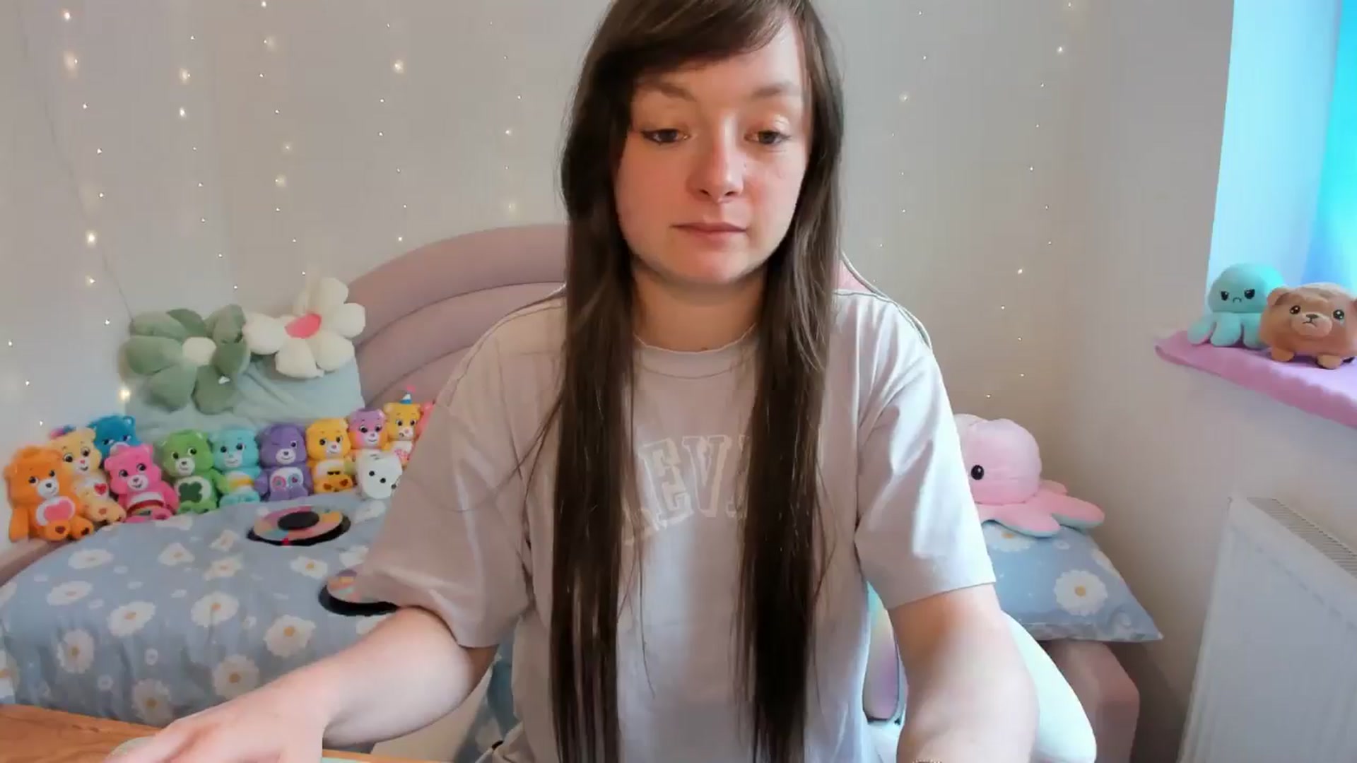 Gallery image thumbnail from JessieBear_'s myfreecams stream on, 06/28/2024, 14:30 image 17 of 20