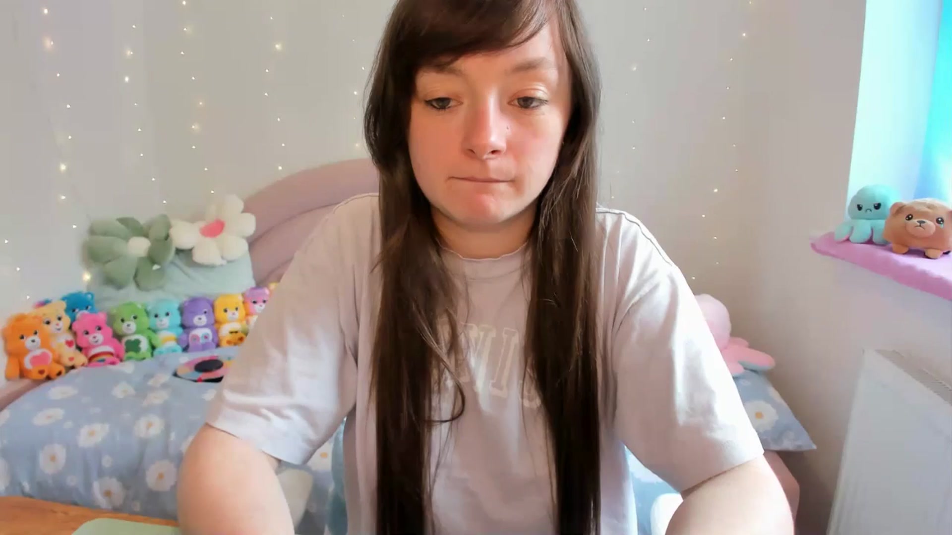 Gallery image thumbnail from JessieBear_'s myfreecams stream on, 06/28/2024, 14:30 image 6 of 20