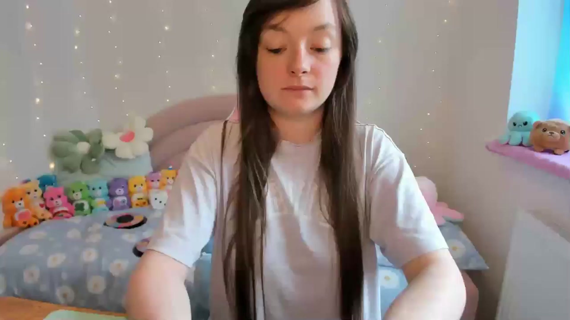 Gallery image thumbnail from JessieBear_'s myfreecams stream on, 06/28/2024, 14:30 image 11 of 20