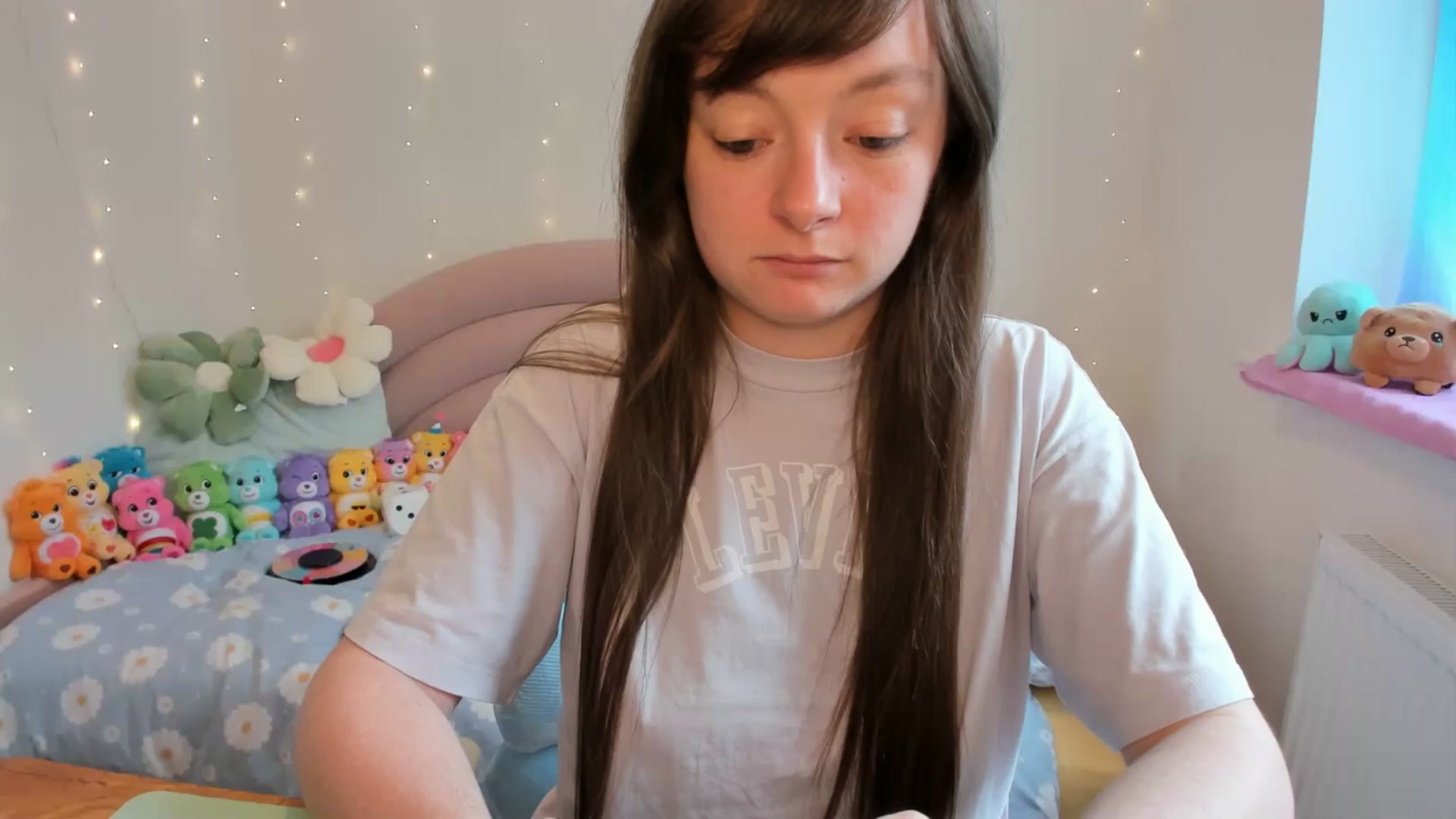 Gallery image thumbnail from JessieBear_'s myfreecams stream on, 06/28/2024, 14:30 image 16 of 20
