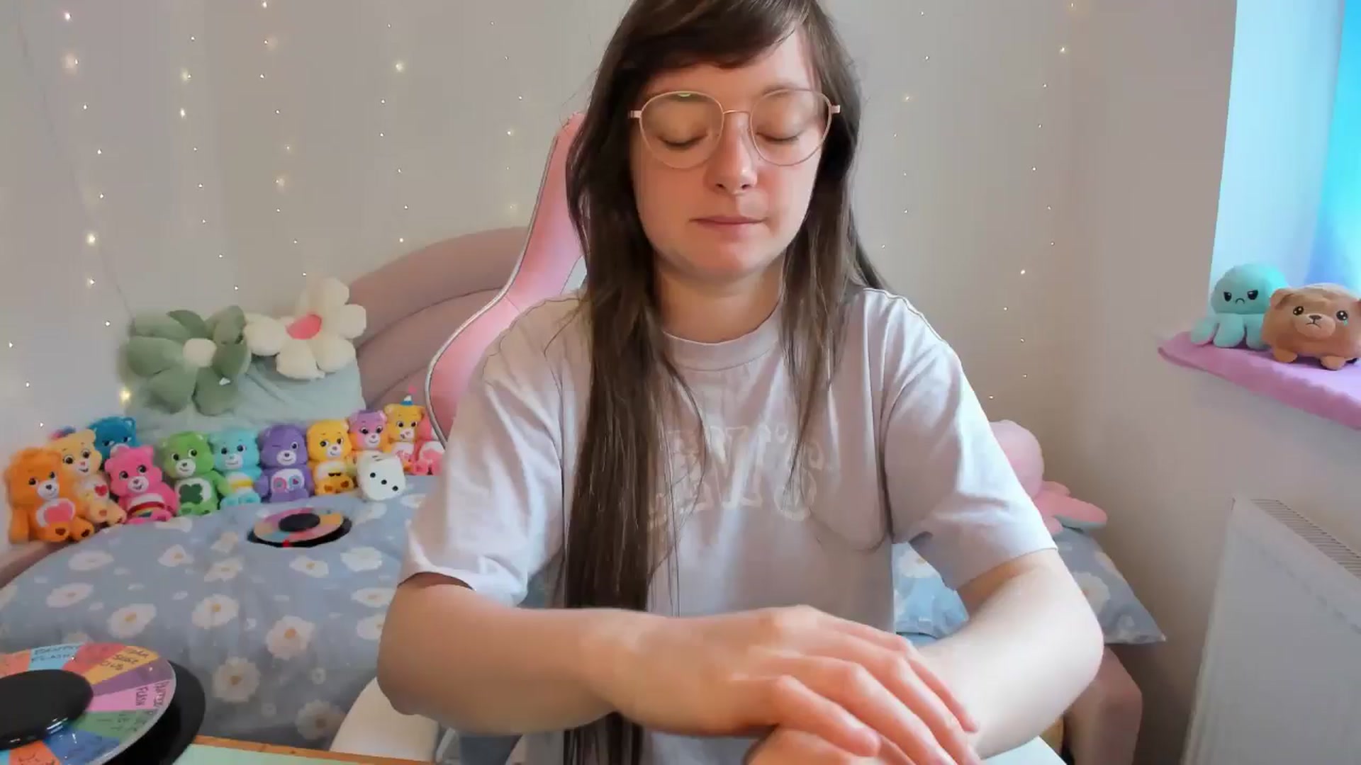 Gallery image thumbnail from JessieBear_'s myfreecams stream on, 06/28/2024, 15:23 image 17 of 20