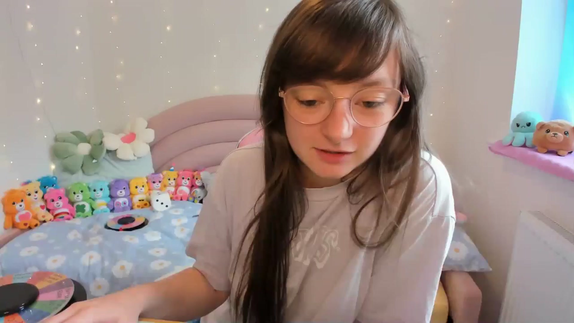 Gallery image thumbnail from JessieBear_'s myfreecams stream on, 06/28/2024, 15:23 image 11 of 20