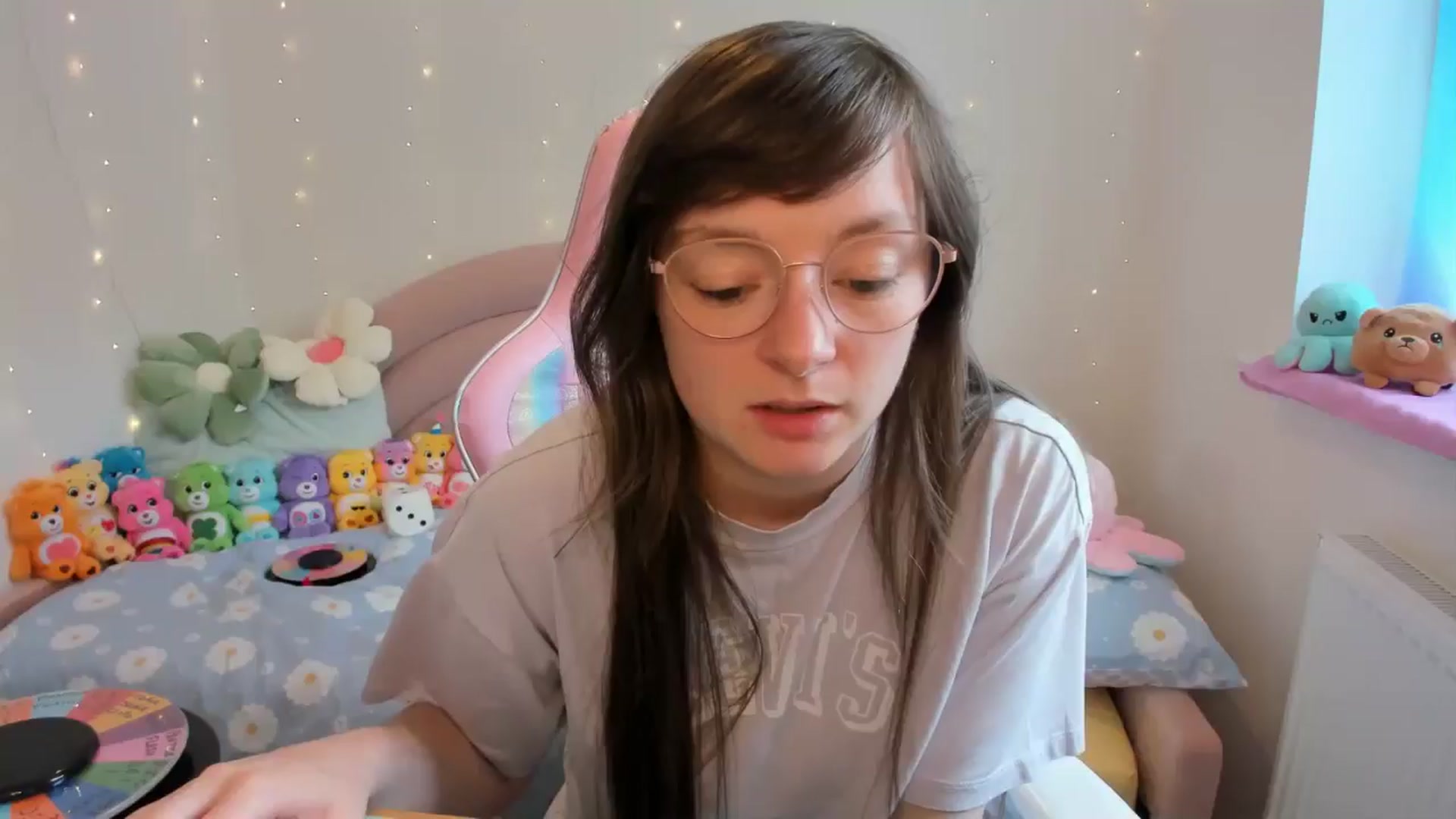 Gallery image thumbnail from JessieBear_'s myfreecams stream on, 06/28/2024, 15:23 image 18 of 20