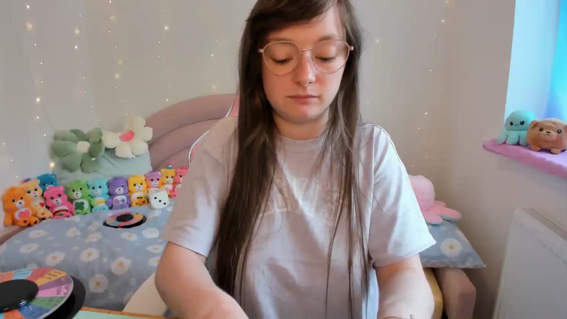 Gallery image thumbnail from JessieBear_'s myfreecams stream on, 06/28/2024, 16:39 image 4 of 20
