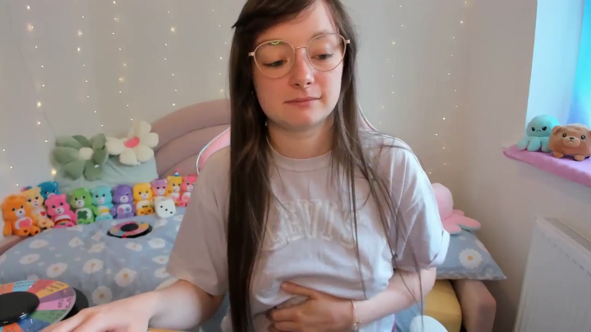 Gallery image thumbnail from JessieBear_'s myfreecams stream on, 06/28/2024, 16:39 image 3 of 20