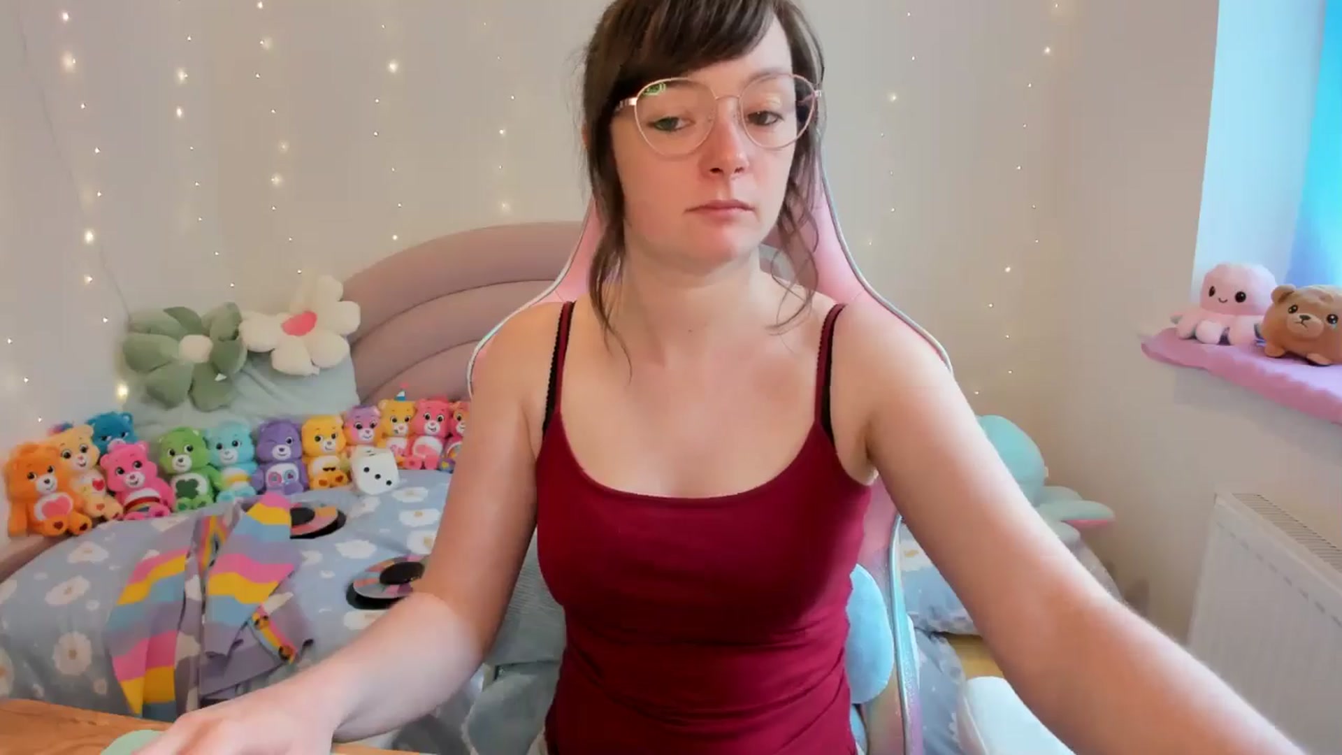 Gallery image thumbnail from JessieBear_'s myfreecams stream on, 07/01/2024, 14:40 image 12 of 20
