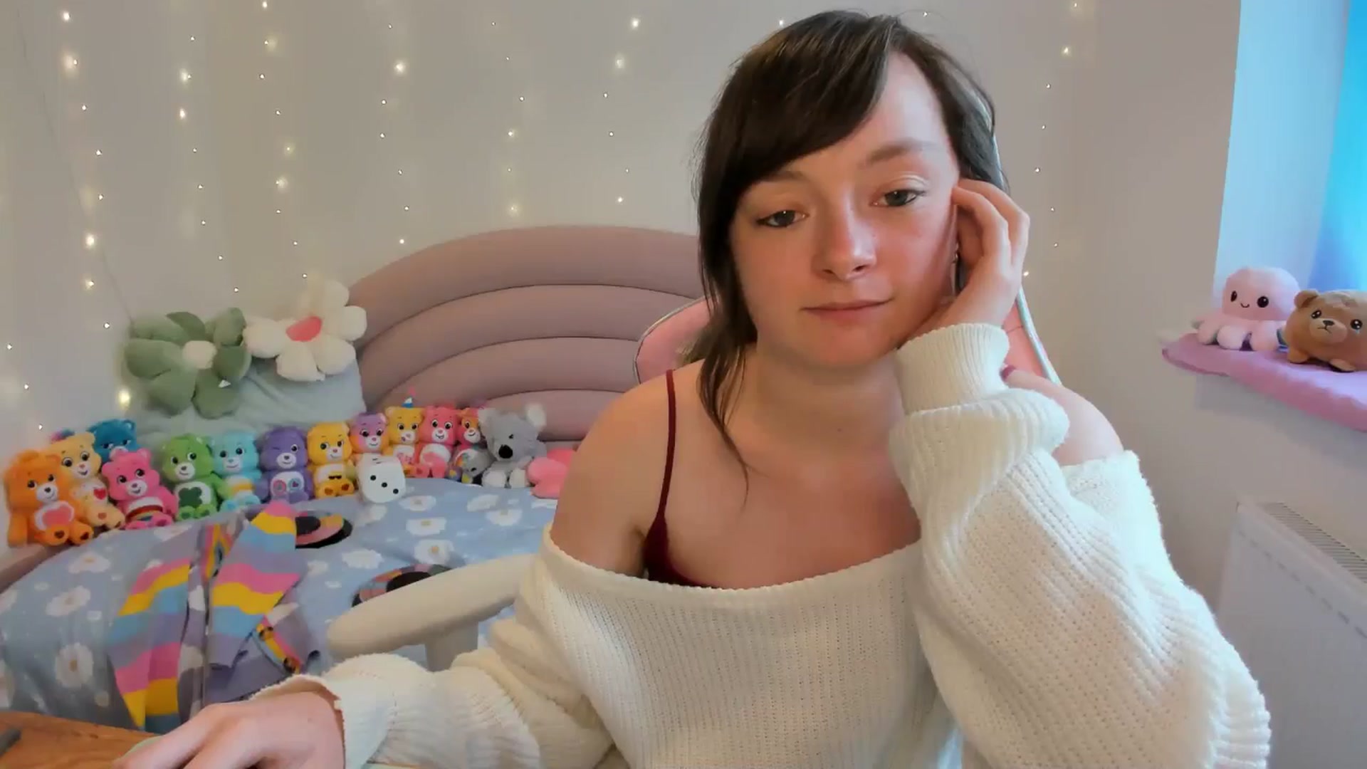 Gallery image thumbnail from JessieBear_'s myfreecams stream on, 07/01/2024, 17:07 image 19 of 20