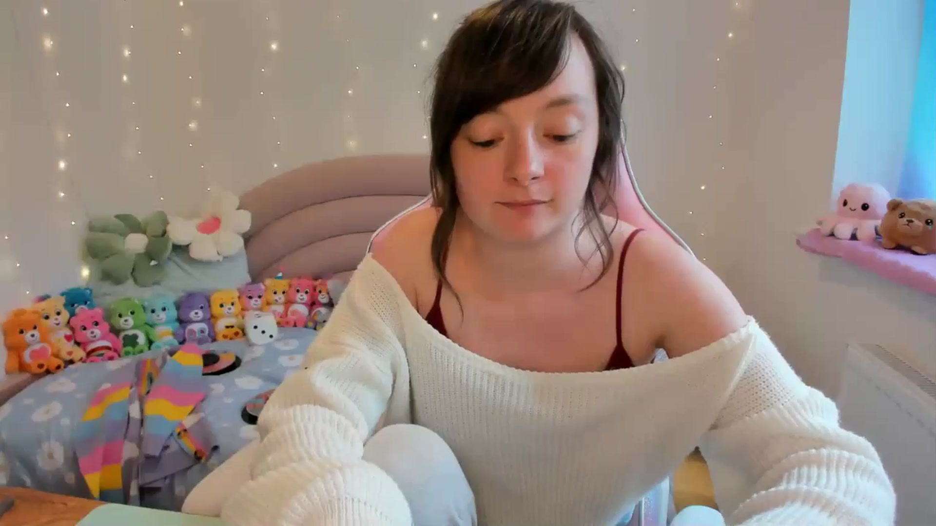 Gallery image thumbnail from JessieBear_'s myfreecams stream on, 07/01/2024, 17:07 image 9 of 20