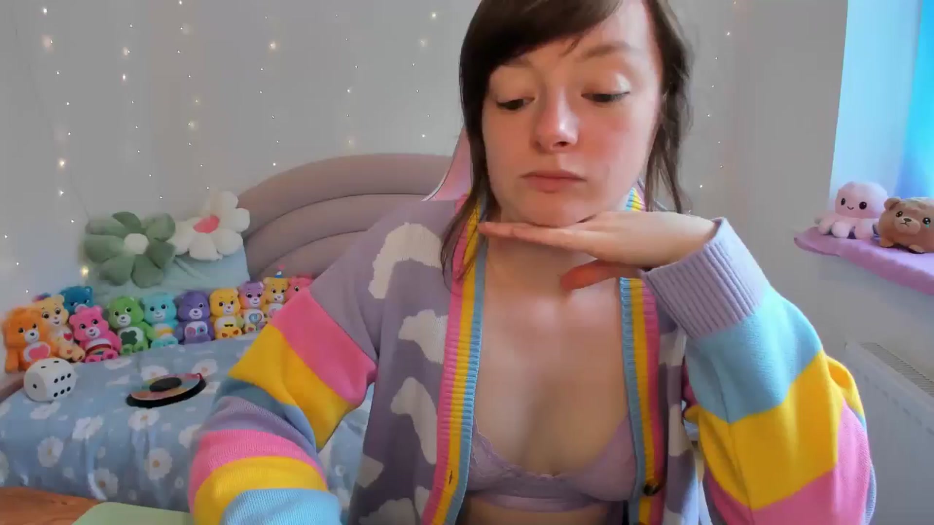 Gallery image thumbnail from JessieBear_'s myfreecams stream on, 07/02/2024, 15:09 image 4 of 20