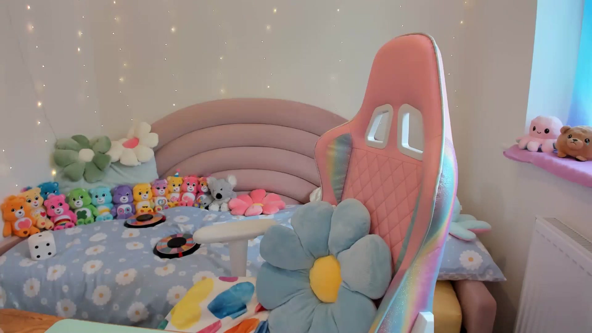 Gallery image thumbnail from JessieBear_'s myfreecams stream on, 07/02/2024, 15:54 image 20 of 20