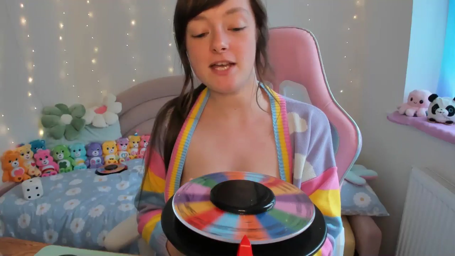 Gallery image thumbnail from JessieBear_'s myfreecams stream on, 07/02/2024, 17:29 image 5 of 20