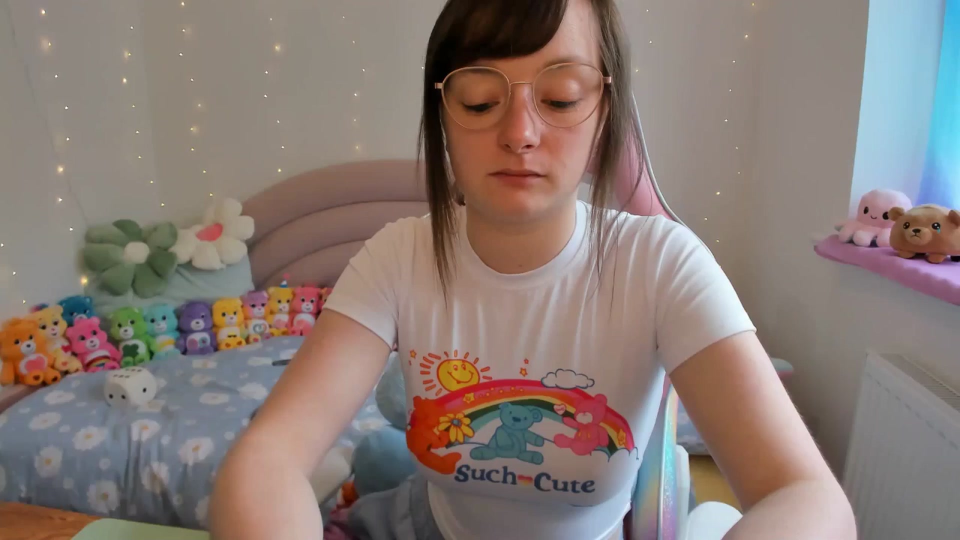 Gallery image thumbnail from JessieBear_'s myfreecams stream on, 07/05/2024, 14:16 image 14 of 20